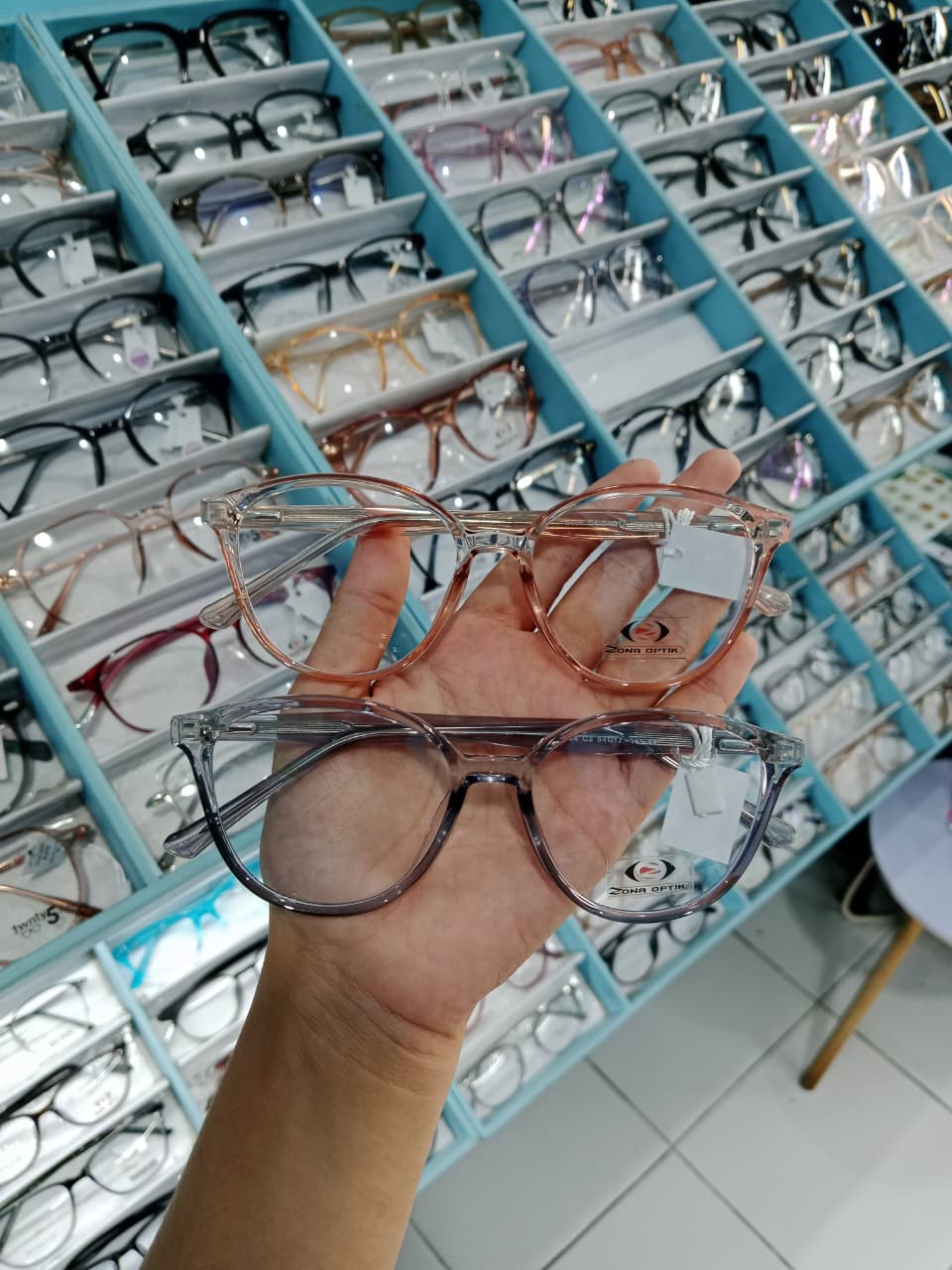 ZONA OPTIK